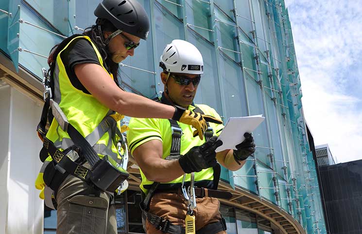 Three questions to a safe work site