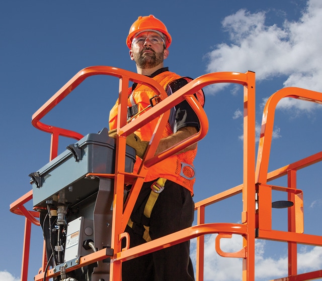JLG INDUSTRIES CELEBRATES 50 YEARS  OF INNOVATION AND LEADERSHIP