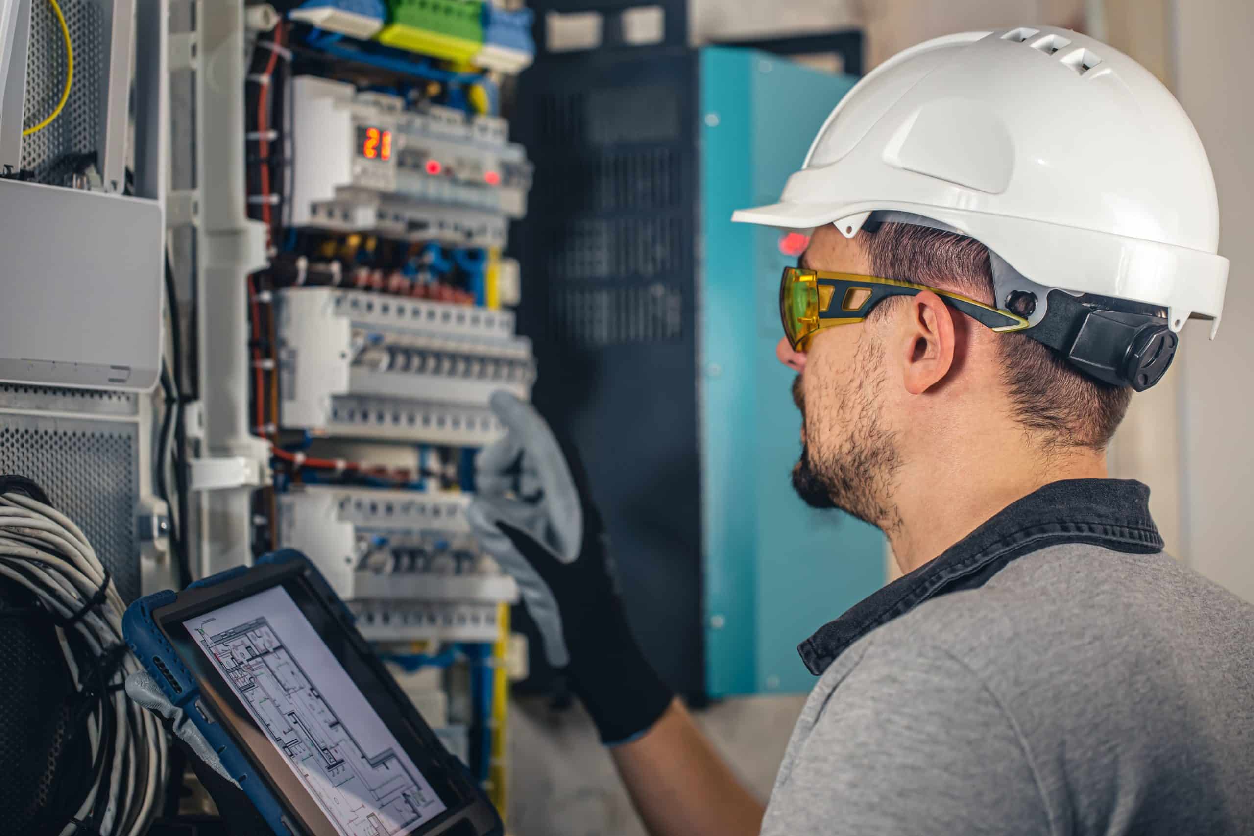 An In-Depth Look at Electrician Job Duties